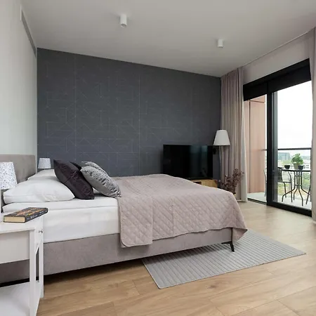Towarowa Towers Warsaw Apartments With Parking & Ac By Renters Prestige Apartment *